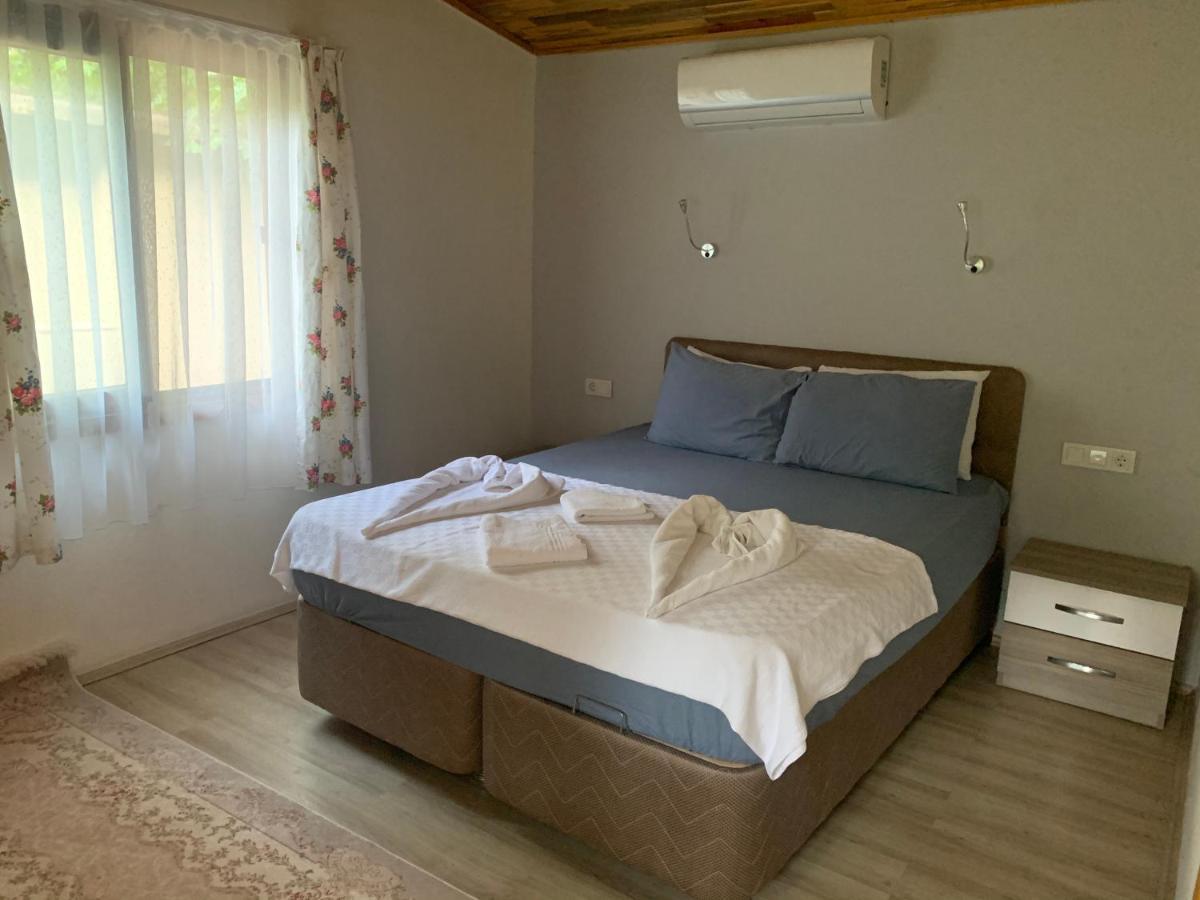 Adabella Pension Cirali Exterior photo