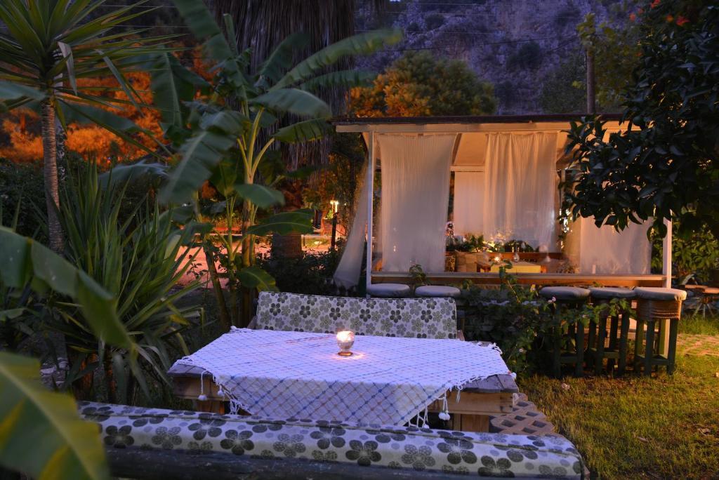 Adabella Pension Cirali Room photo